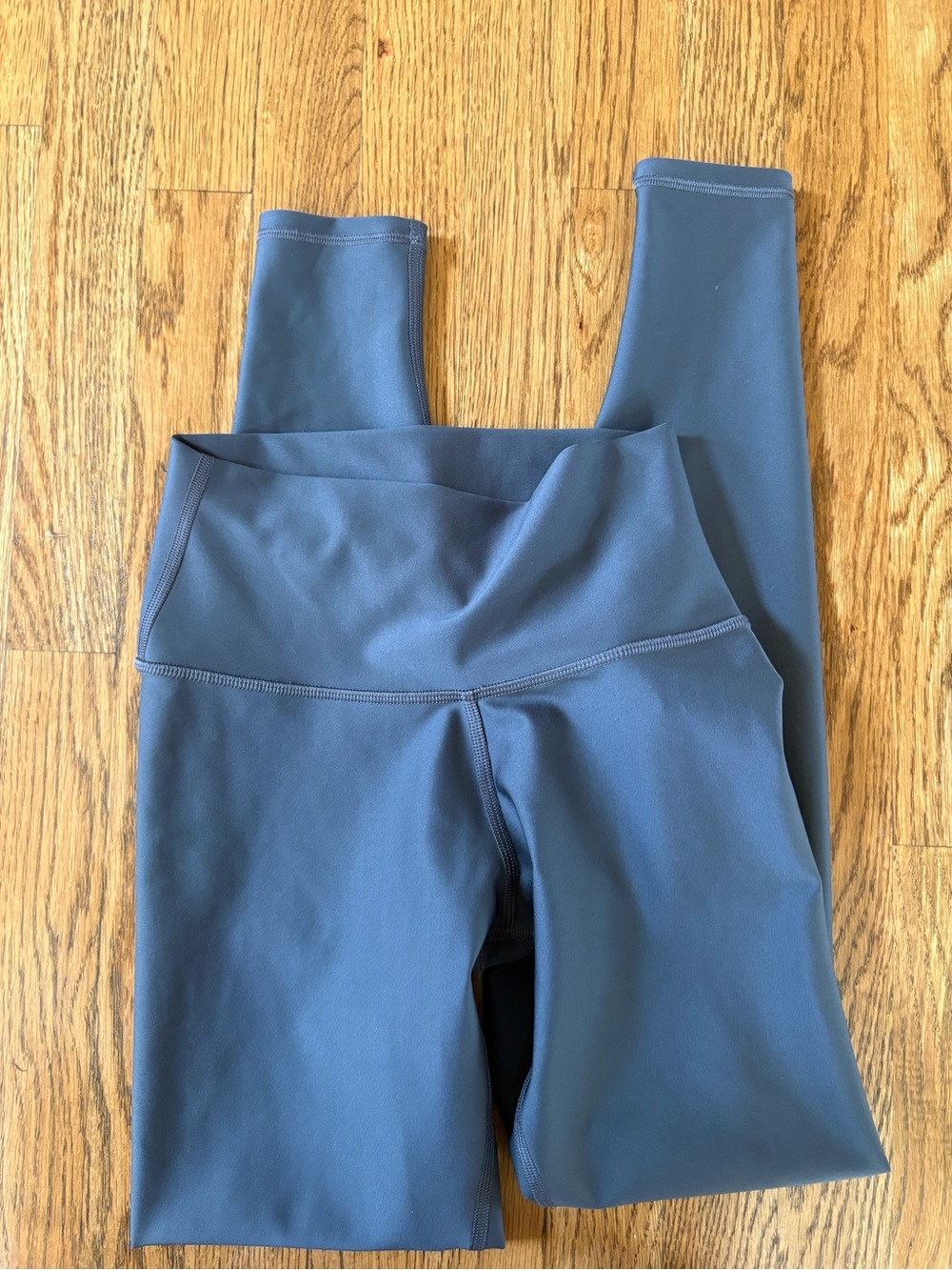 ALO Yoga High-Waist Leggings - grey blue color